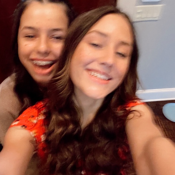 Meet your Posher, Audrey - Picture 1 of 1